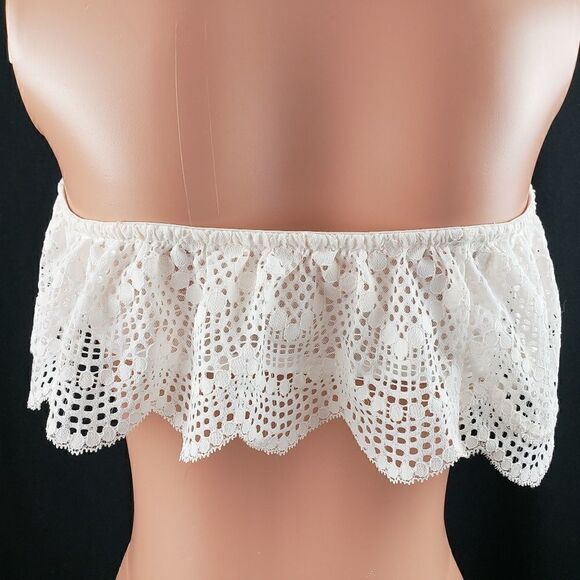 Victoria's Secret Lace Flutter Bandeau Flounce *** - Picture 4 of 4